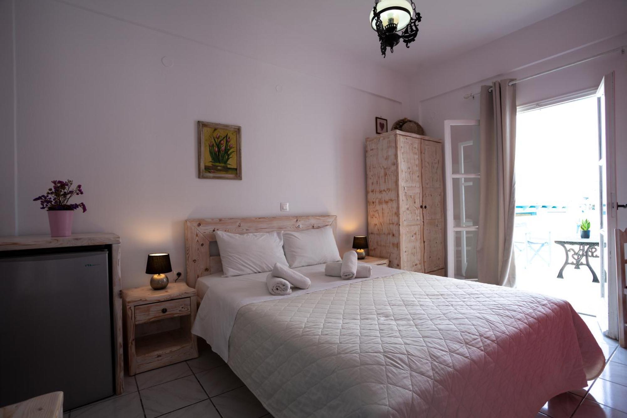 Stella Pension Vlichada Vlychada Zimmer foto